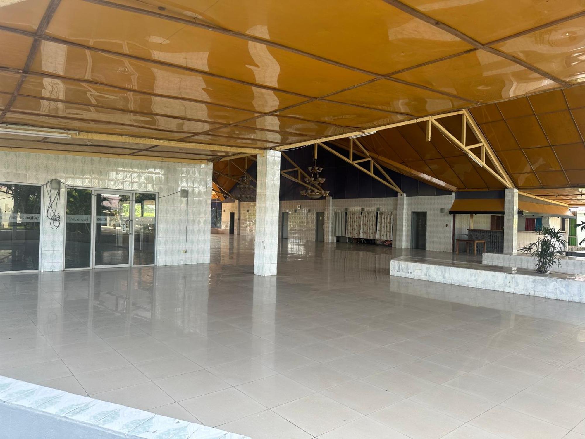 Funworld Plaza Hotel Nadi Exterior photo